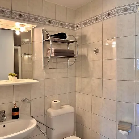 Apartament Alcazar *